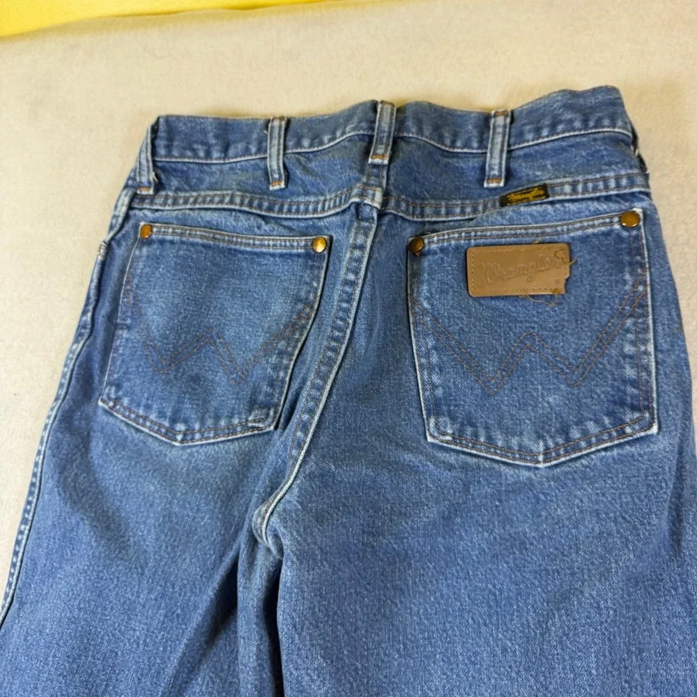 Wrangler Vintage Cowboy Cut Straight Leg Blue Denim Jeans Mens High Rise 7901